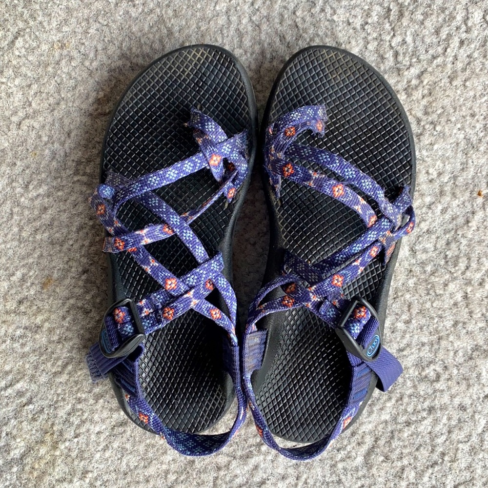 Chacos!